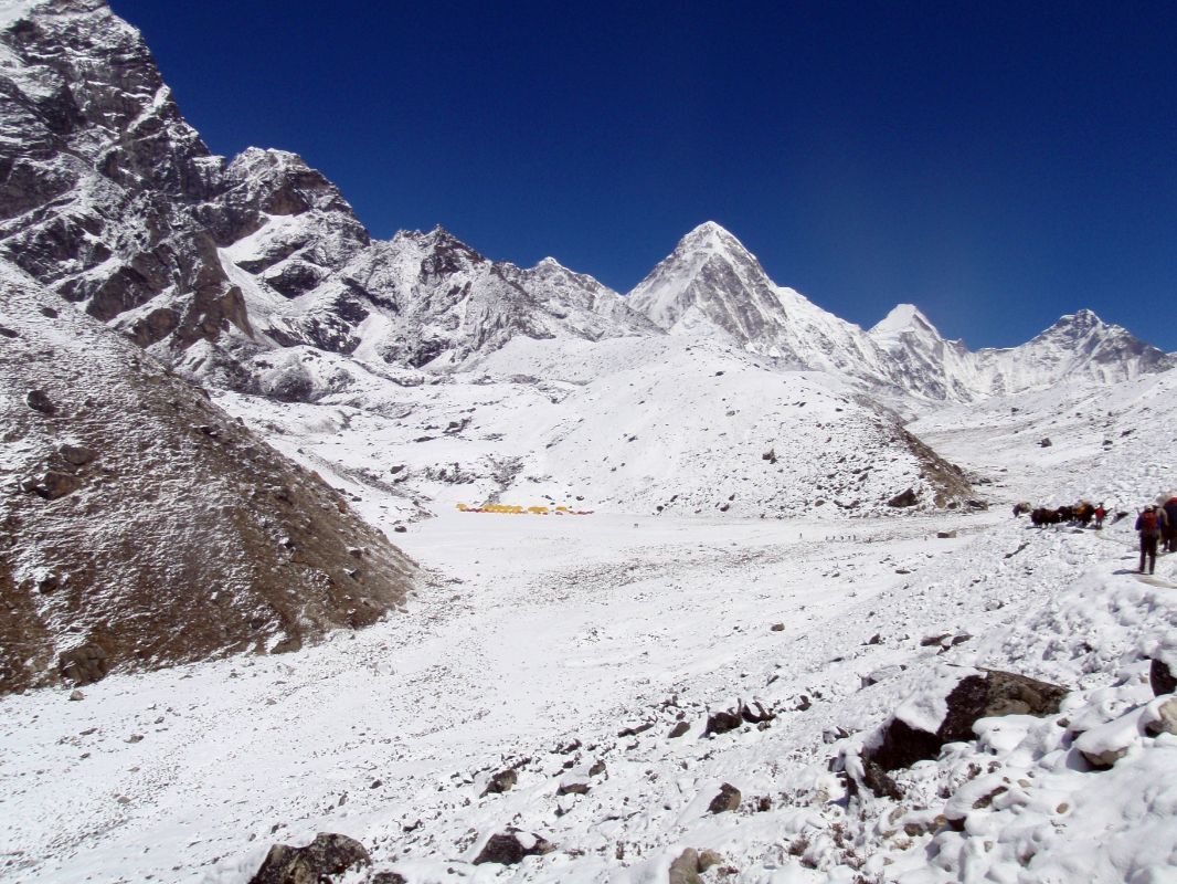 Entering Lobuche BC area